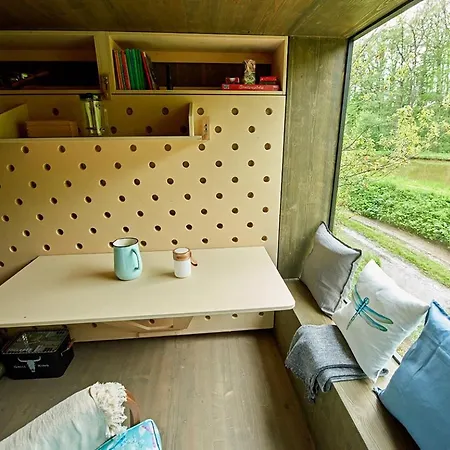 Posed Vazka By Twofingers Glamping Campingplads *