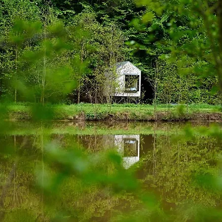 Posed Vazka By Twofingers Glamping 营地 *