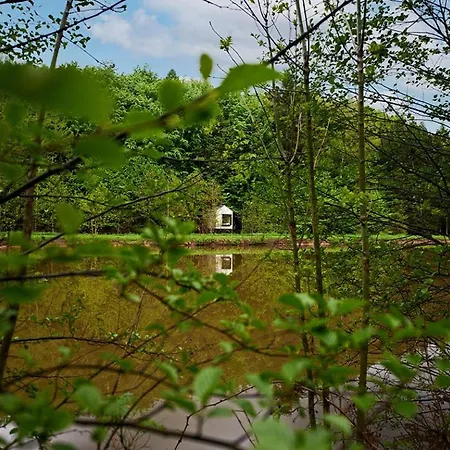 Posed Vazka By Twofingers Glamping Campingplads *